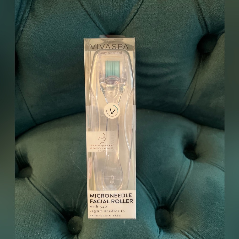 Viva spa Microneedle Facial Roller with 540 .25mm Needles To Rejuvenate Skin